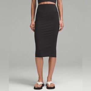 lululemon athletica Black Midi Skirt